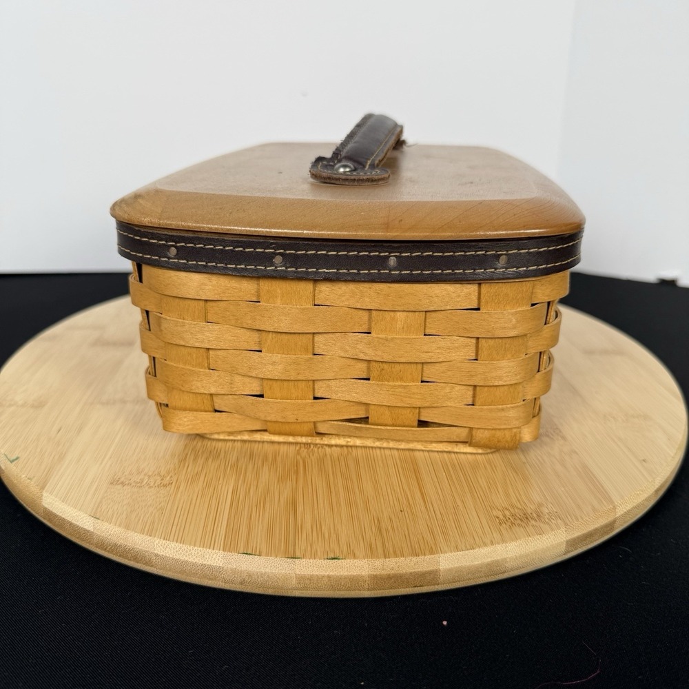 Longaberger Basket Baking Celebration With Lid Handwoven Woodcrafts Brown 2004 - Picture 4 of 10